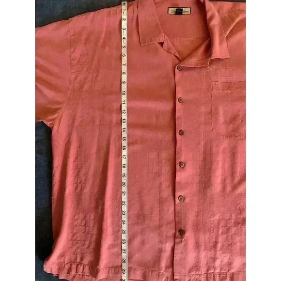 Tommy Bahama Men's Short Sleeve Button Down Pink 100% Silk Embroidered Shirt - Picture 8 of 8
